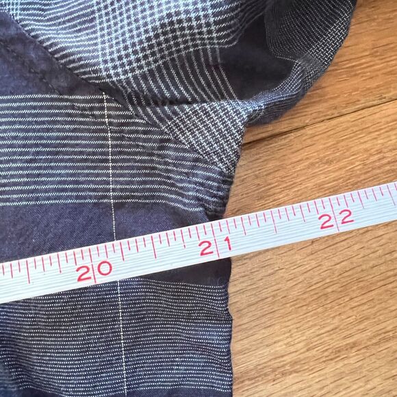 Theory Kyson Shirt Men's Size L Navy Blue Plaid Button Up Long Sleeve - Picture 5 of 8